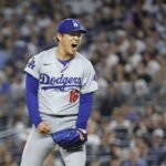 Yamamoto Throws Complete Game as Dodgers Beat Brewers 5-1 in NLCS Game 2